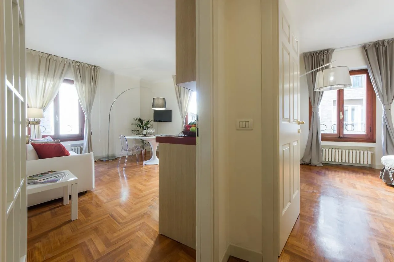 Apartments Florence - Le Por Santa Maria 0*,  Italy